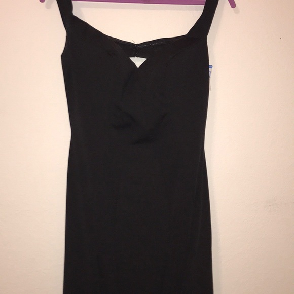 Black off the shoulder prom/ homecoming dress - Picture 2 of 7